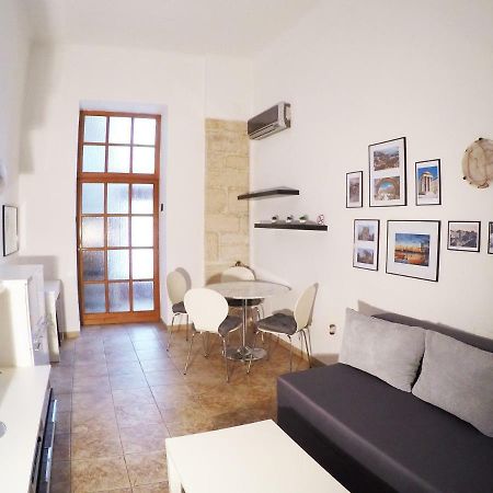 Apartman Kyra Pula Exterior foto
